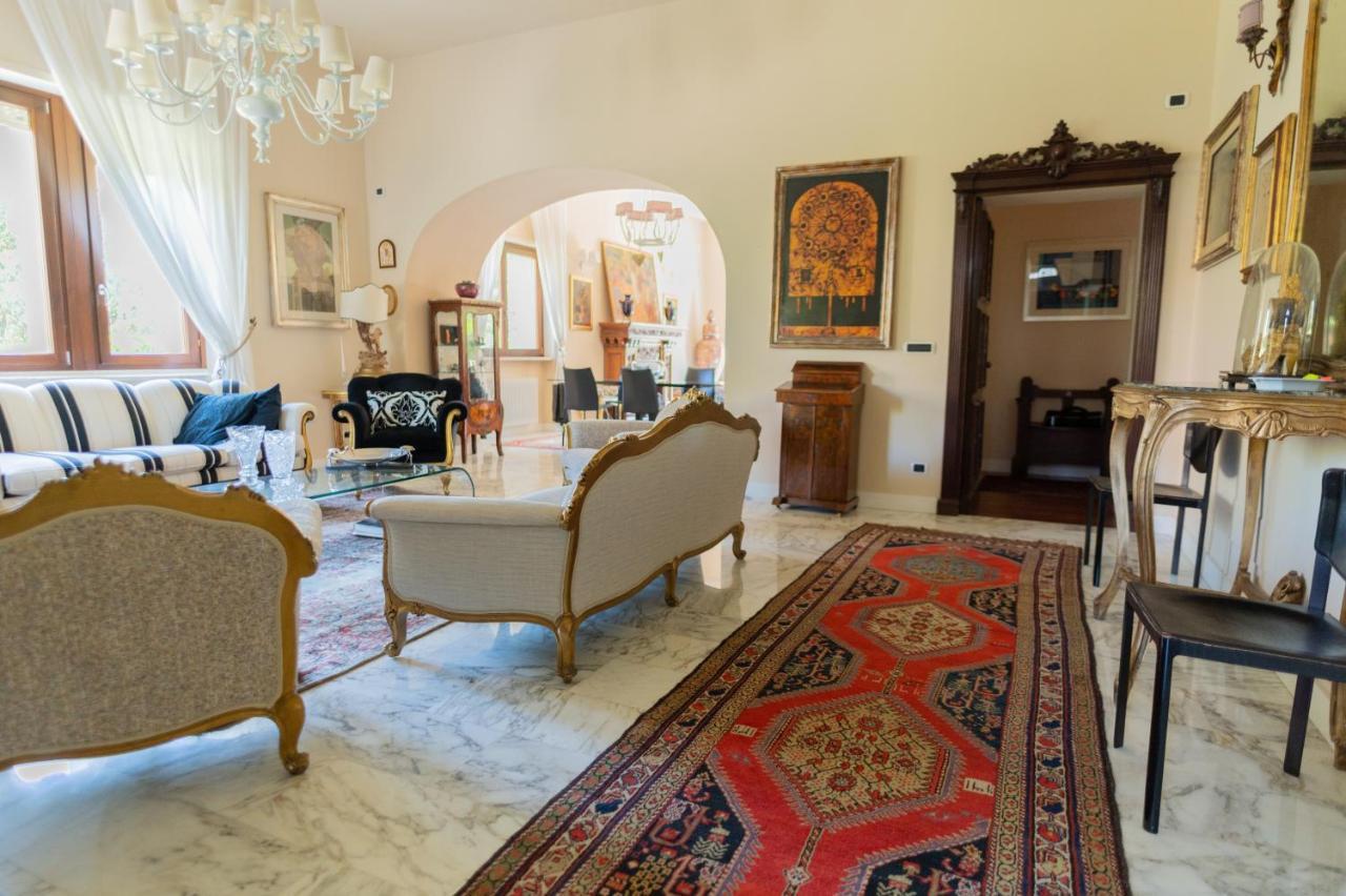 Villa Luisa Барі Екстер'єр фото