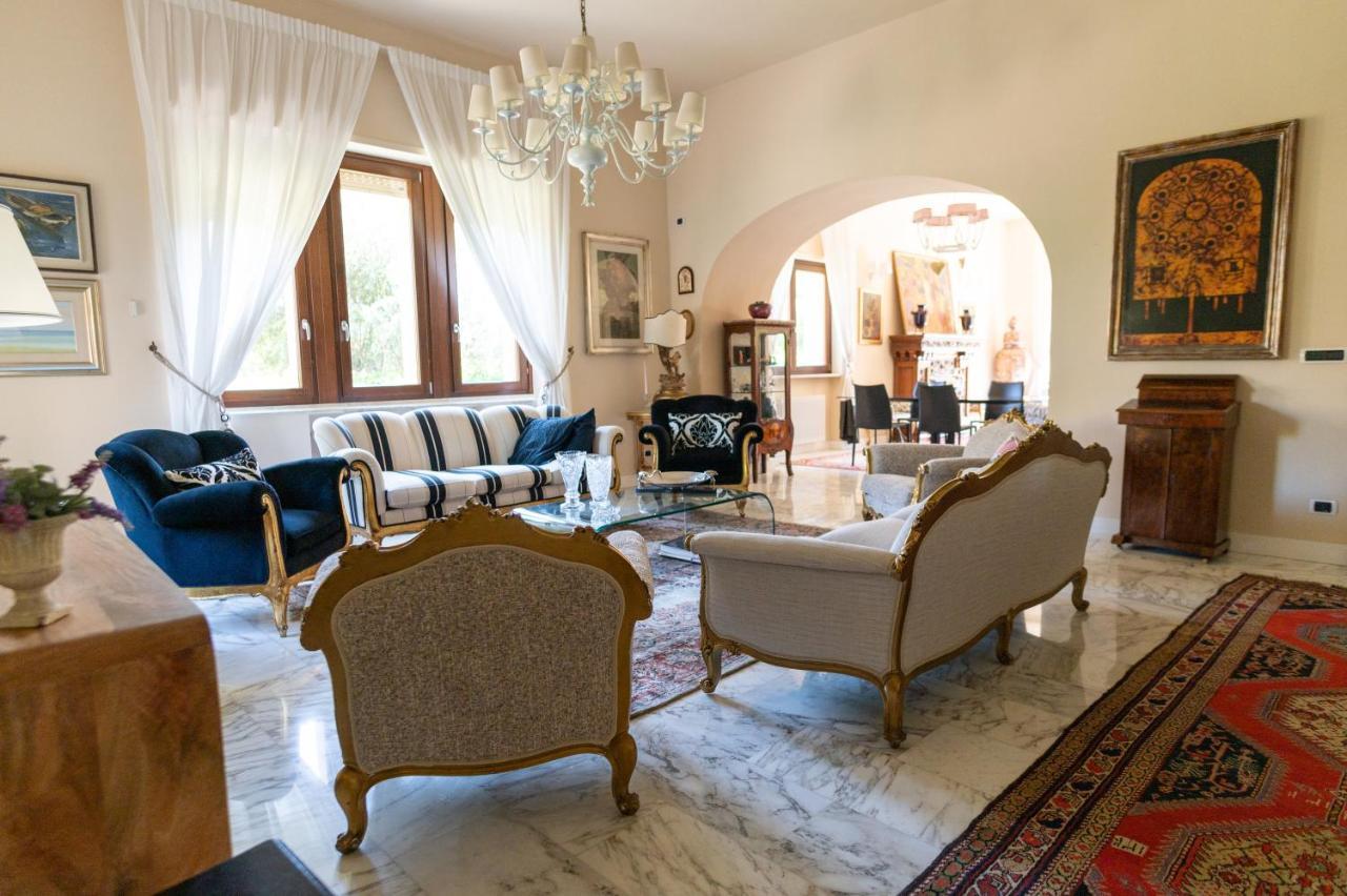 Villa Luisa Барі Екстер'єр фото
